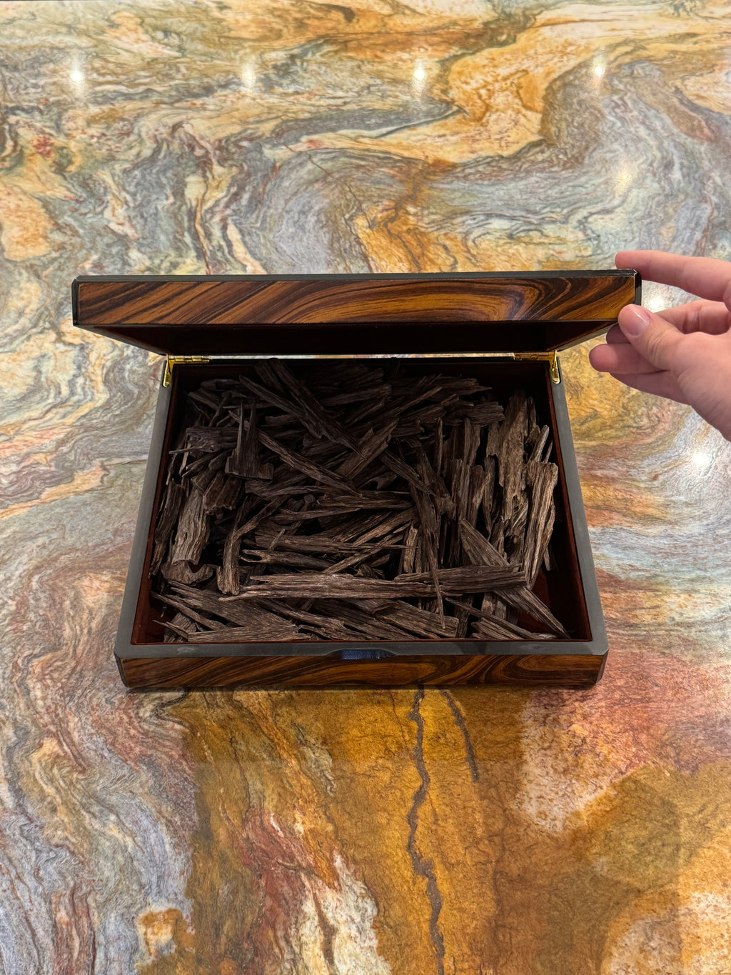 Oud Sahar عود سحر