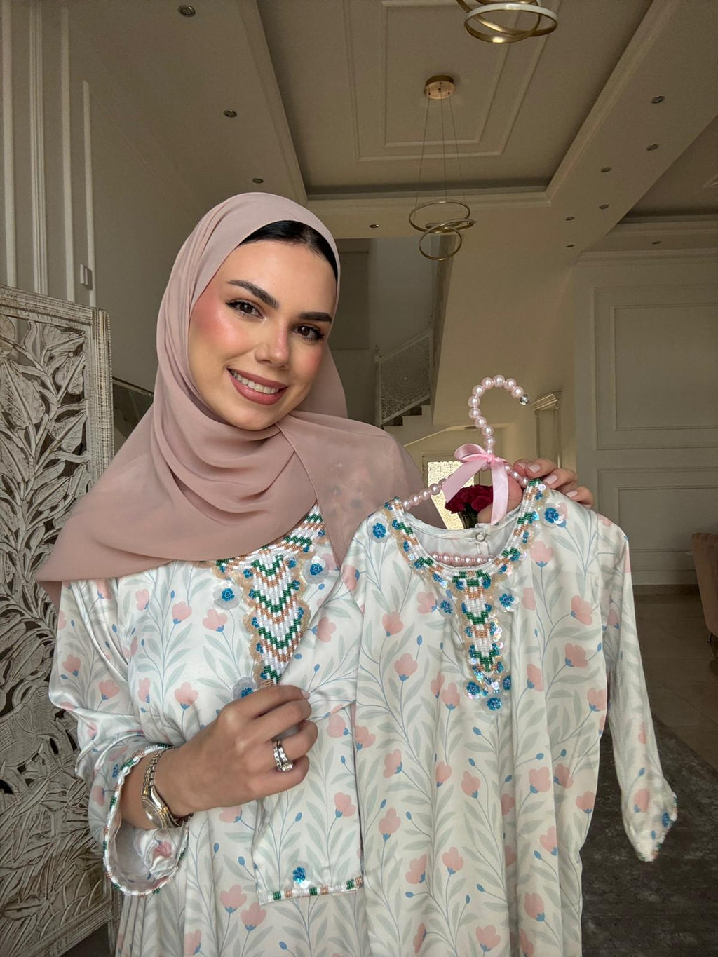 Pink dreams (Children)